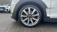 MINI Clubman 1.5 Cooper Exclusive 6dr Auto [Comfort/Nav+ Pack] Petrol Estate